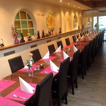 Hotel Zur Post 2*