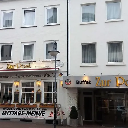 Zur Post 호텔 2*