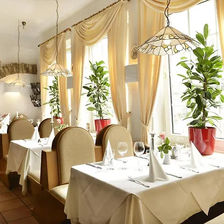 祖尔帕斯特克莱沃酒店 克莱沃